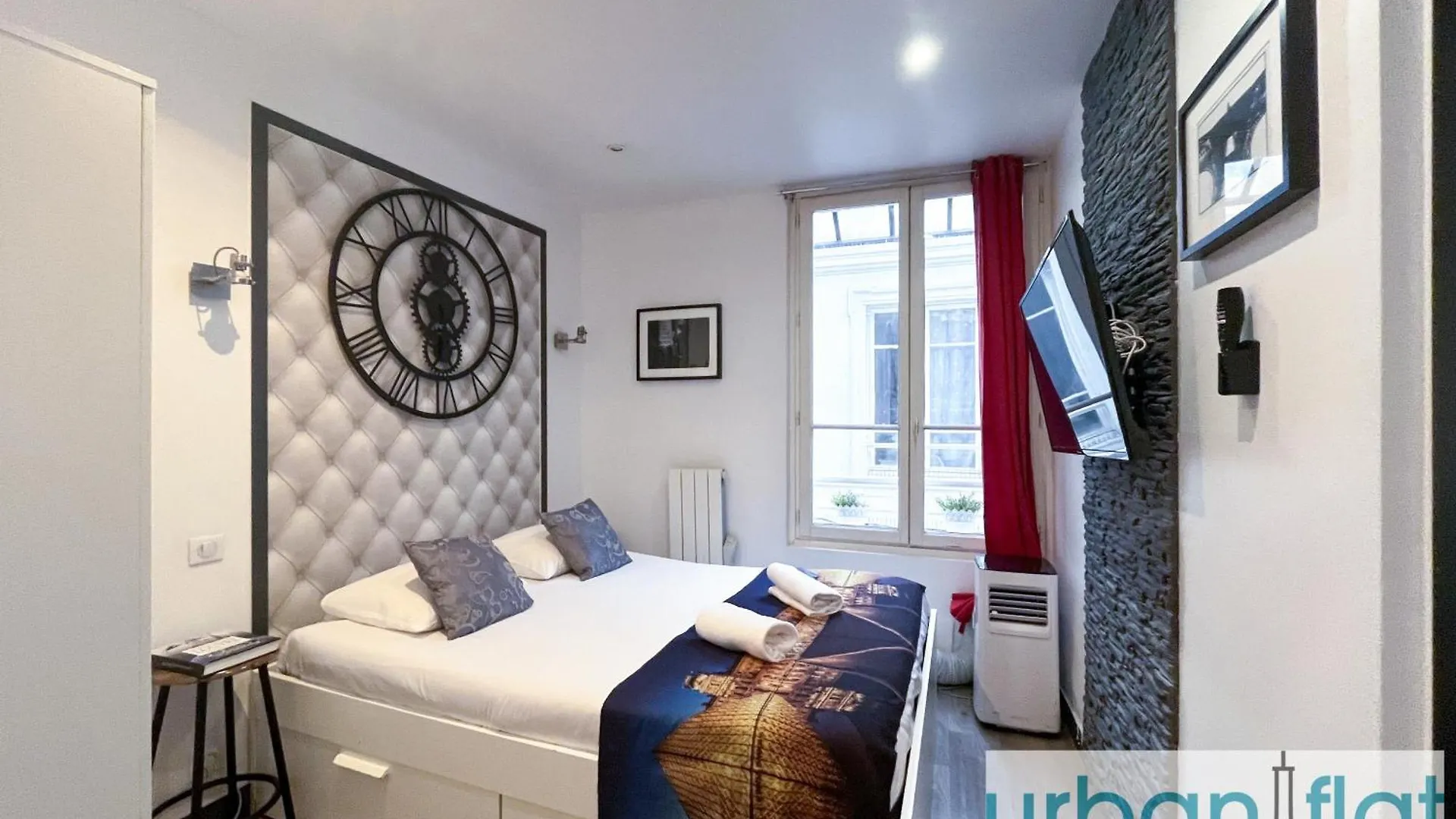 21 Atelier Chaplin Montorgueil * Paris